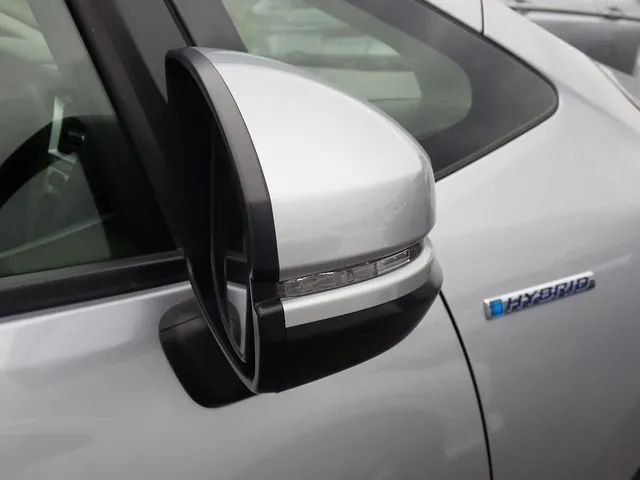 ホンダ　シャトル　ハイブリッド