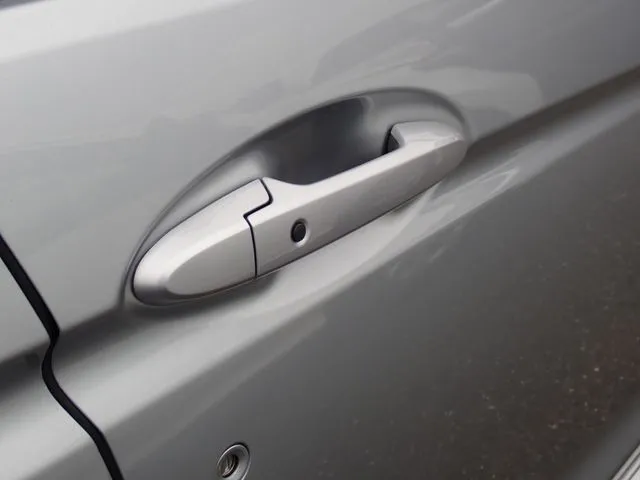 ホンダ　シャトル　ハイブリッド