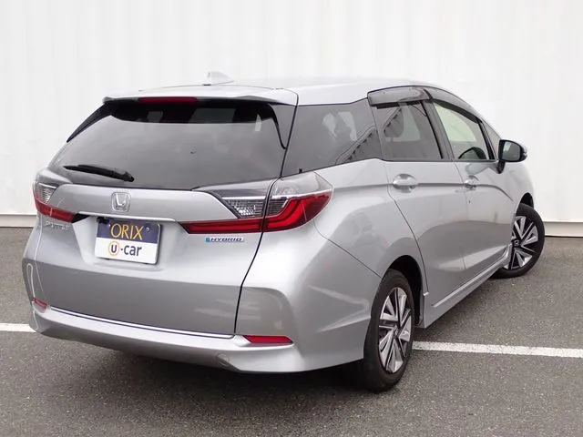 ホンダ　シャトル　ハイブリッド