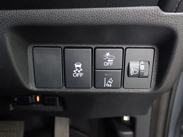 ホンダ　シャトル　ハイブリッド