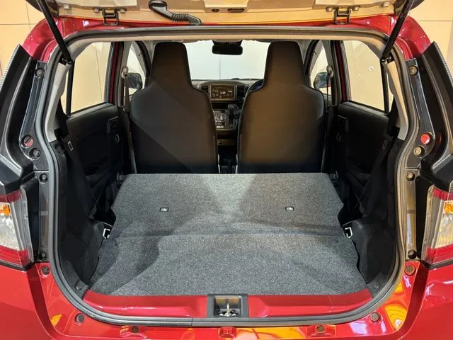 ダイハツ　ミラ　イース