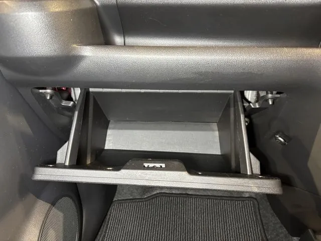 ダイハツ　ミラ　イース