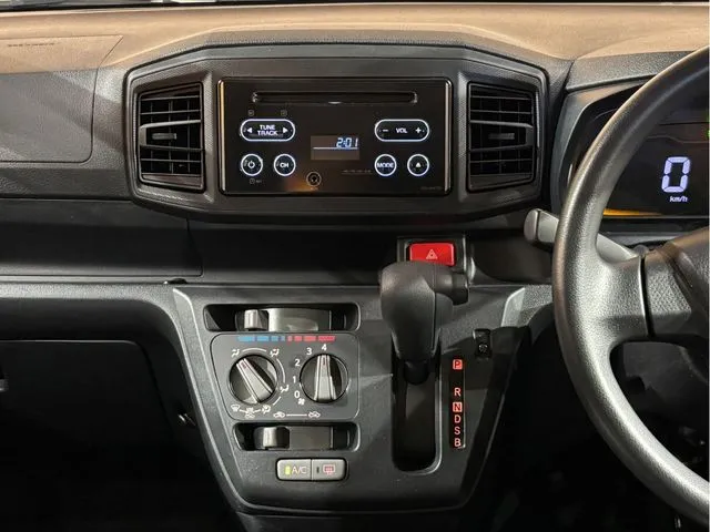 ダイハツ　ミラ　イース