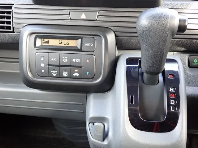 Ｎ－ＶＡＮ（ホンダ）の車両写真