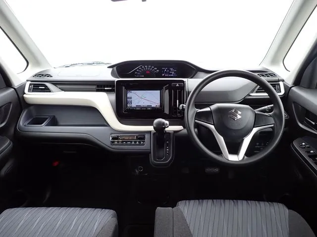 スズキ　ソリオ