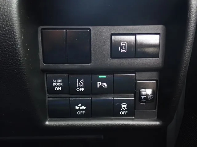 スズキ　ソリオ