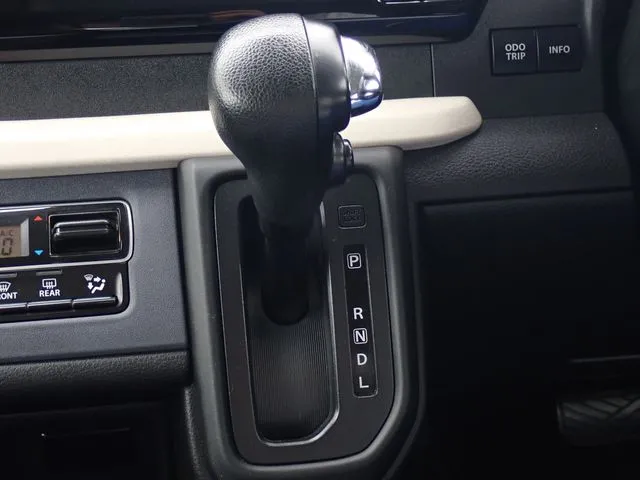 スズキ　ソリオ