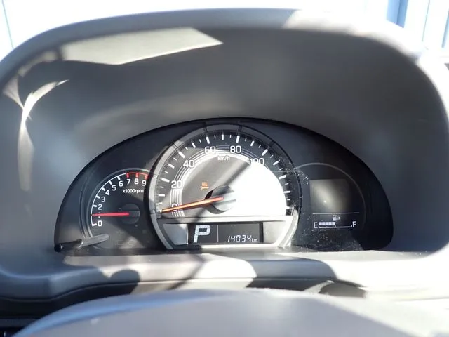 エブリイバン（スズキ）の車両写真