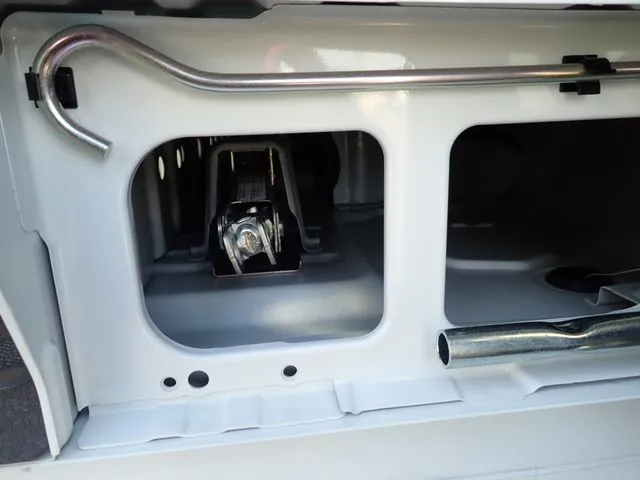 エブリイバン（スズキ）の車両写真