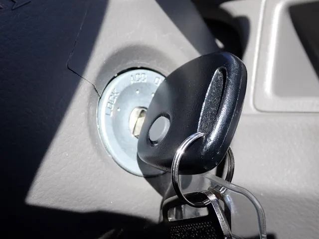 エブリイバン（スズキ）の車両写真