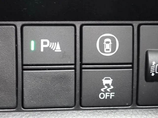 ホンダ　フィット　ｅ：ＨＥＶ