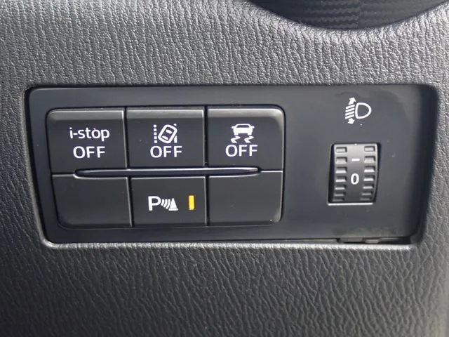 マツダ　デミオ