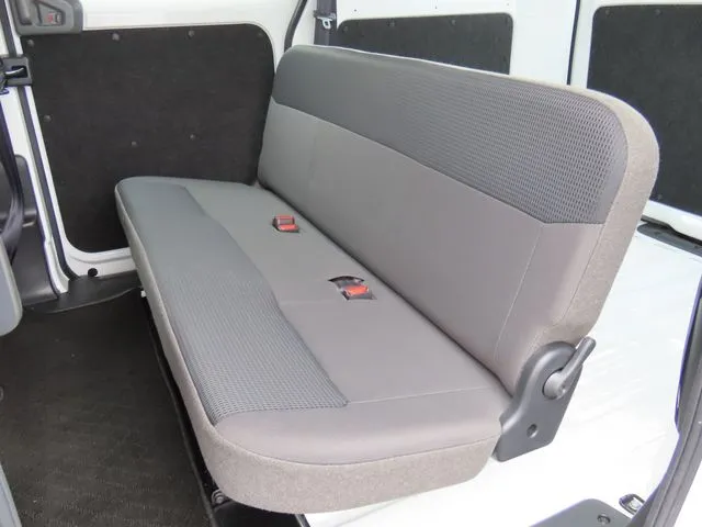 ＮＶ２００バネットバン（ニッサン）の車両写真