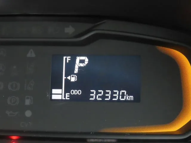 ミラ　イース（ダイハツ）の車両写真