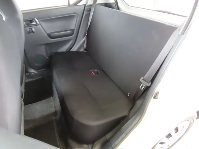 ミラ　イース（ダイハツ）の車両写真