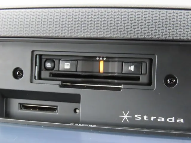 ミラ　イース（ダイハツ）の車両写真