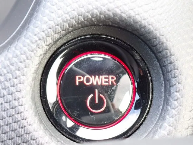 フィット e:HEV(ホンダ)の車両写真