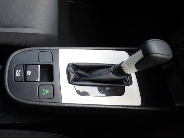 フィット e:HEV(ホンダ)の車両写真