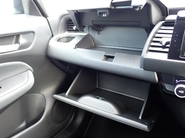 フィット e:HEV(ホンダ)の車両写真