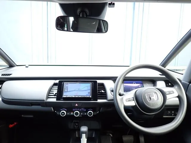 フィット e:HEV(ホンダ)の車両写真