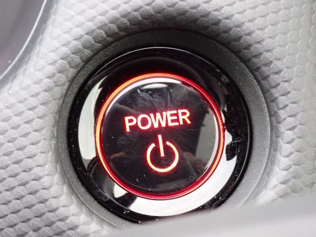 ホンダ　フィット　ｅ：ＨＥＶ