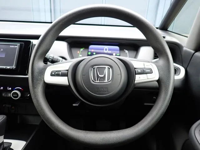 ホンダ　フィット　ｅ：ＨＥＶ