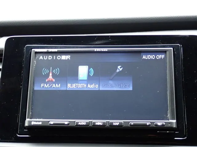 ホンダ　フィット　ｅ：ＨＥＶ