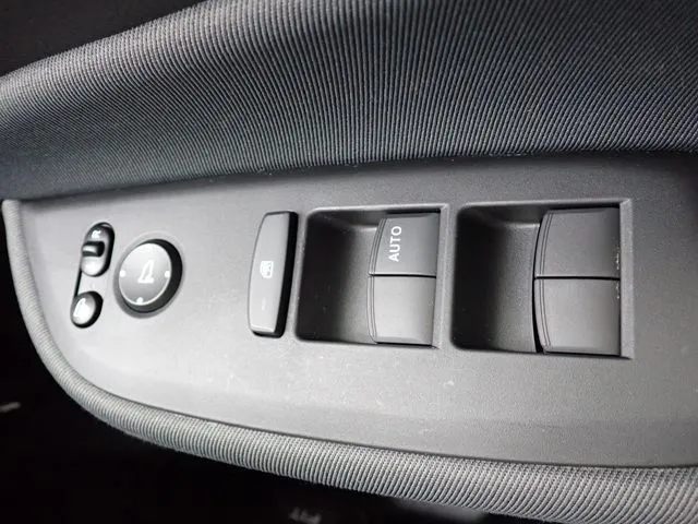 ホンダ　フィット　ｅ：ＨＥＶ