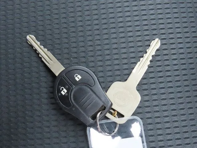 NV150 AD 2WD(ニッサン)の車両写真