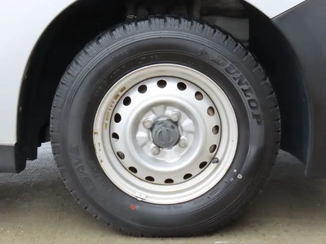 NV150 AD 2WD(ニッサン)の車両写真