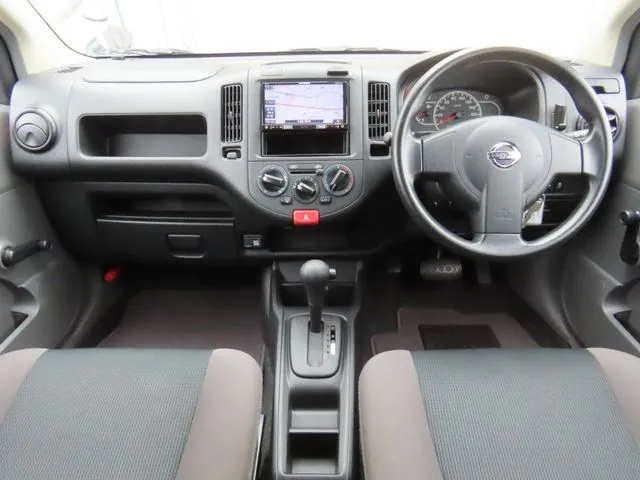 NV150 AD 2WD(ニッサン)の車両写真