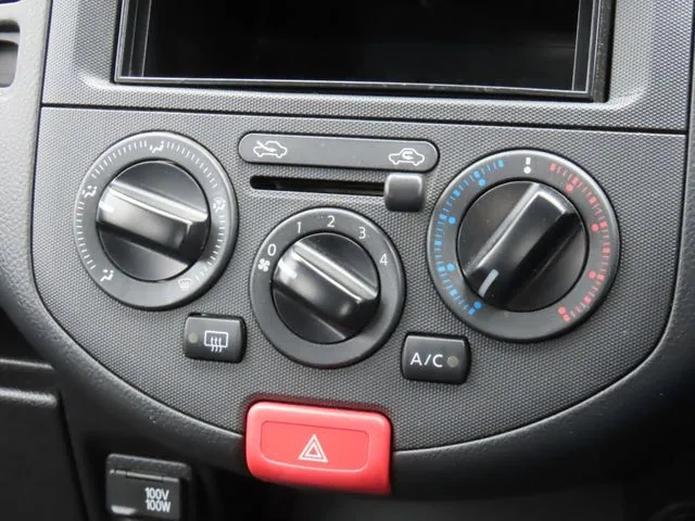 NV150 AD 2WD(ニッサン)の車両写真