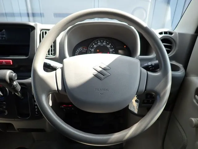 エブリイバン（スズキ）の車両写真