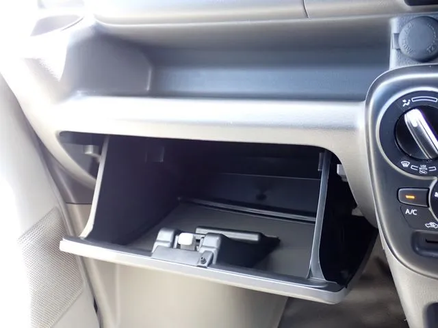 エブリイバン（スズキ）の車両写真