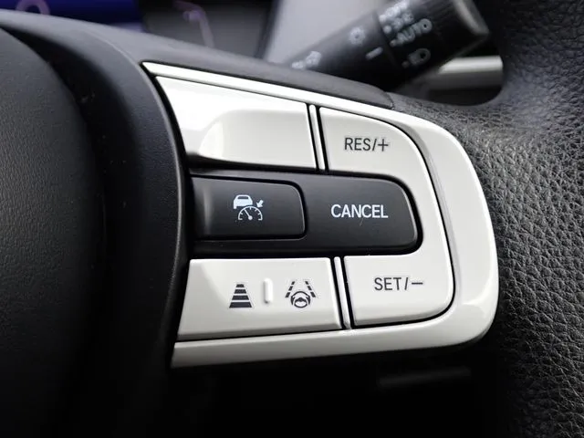 ホンダ　フィット　ｅ：ＨＥＶ