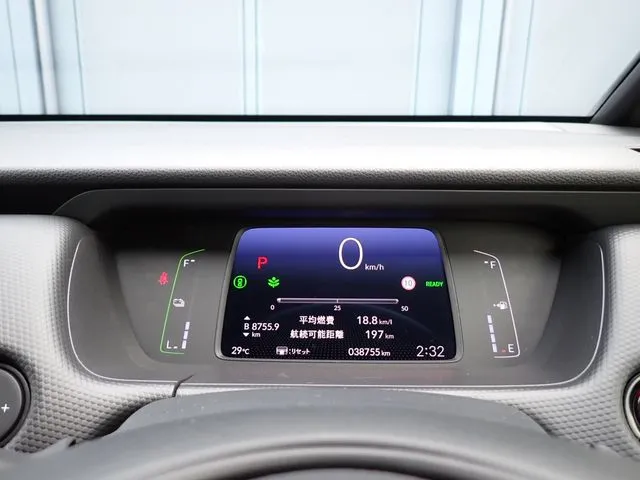 ホンダ　フィット　ｅ：ＨＥＶ