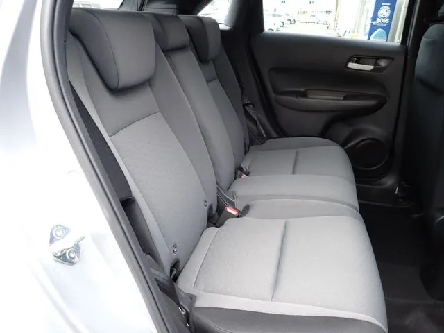 ホンダ　フィット　ｅ：ＨＥＶ