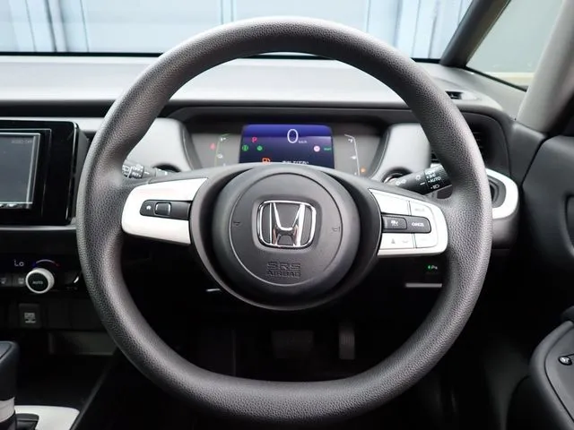 ホンダ　フィット　ｅ：ＨＥＶ