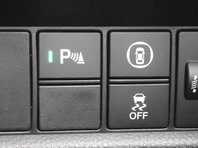 ホンダ　フィット　ｅ：ＨＥＶ