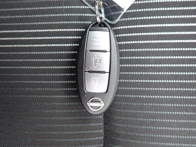 ニッサン　ノート