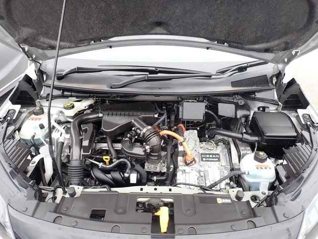 ニッサン　ノート