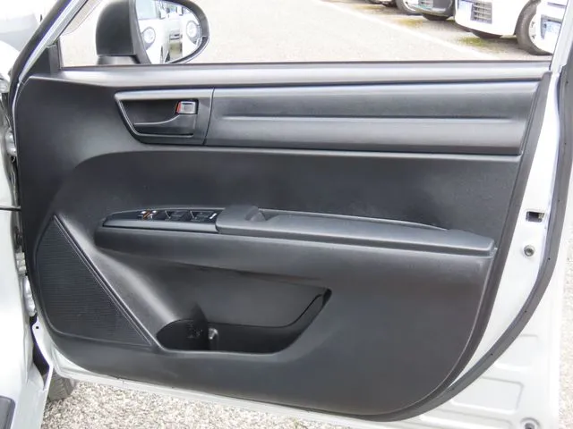 カローラフィールダー（トヨタ）の車両写真