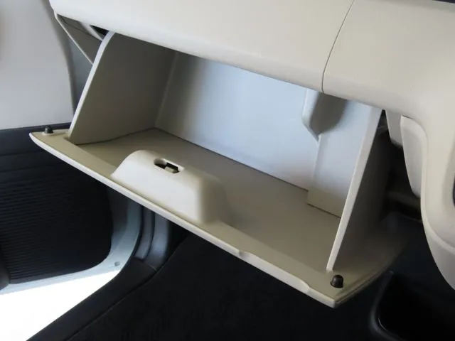 N BOX(ホンダ)の車両写真