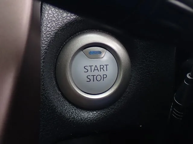 ニッサン　ノート