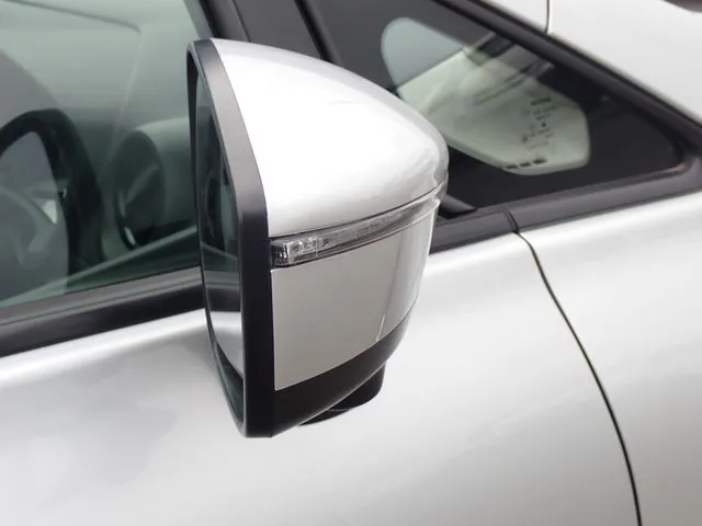 ニッサン　ノート