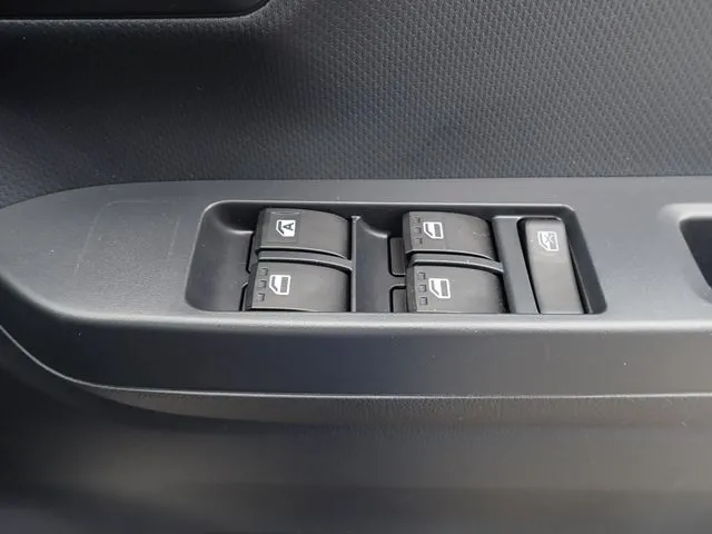 ダイハツ ミラ イース