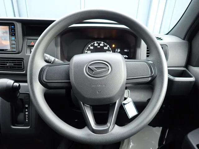 ダイハツ　ハイゼットカーゴ