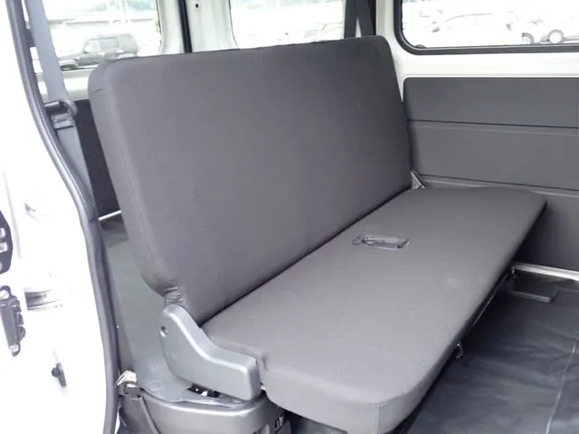 ダイハツ　ハイゼットカーゴ