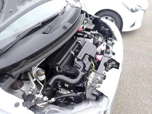 ダイハツ　ミラ　イース