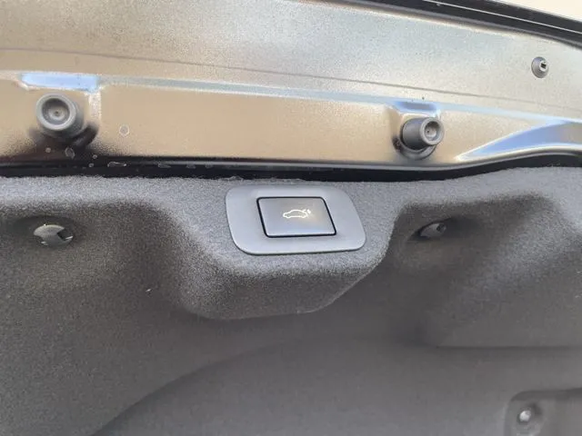 トヨタ　クラウン　クロスオーバー